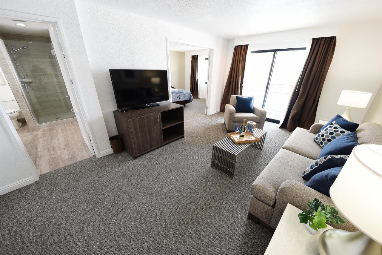 Serene Vegas Boutique Hotel Лас-Вегас Экстерьер фото