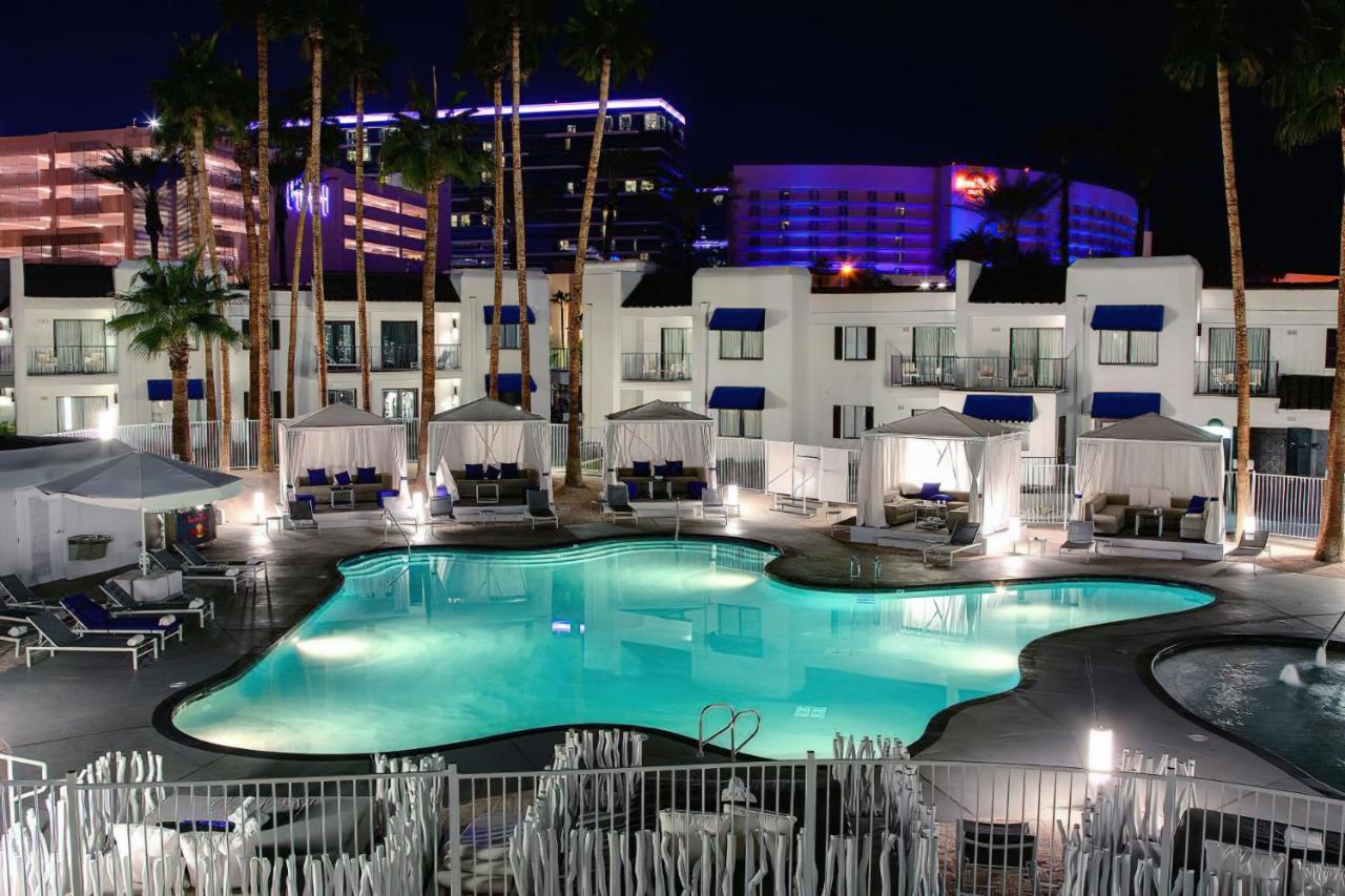 Serene Vegas Boutique Hotel Лас-Вегас Экстерьер фото
