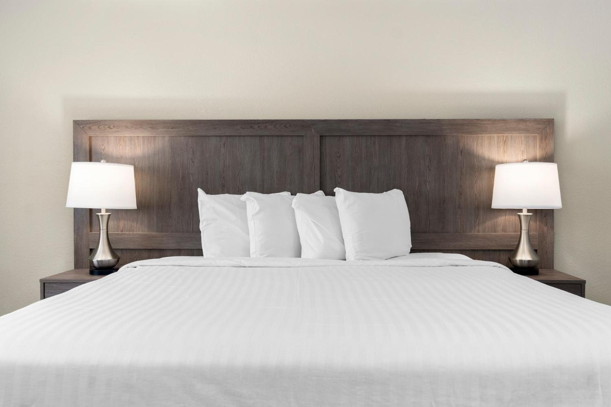 Serene Vegas Boutique Hotel Лас-Вегас Экстерьер фото